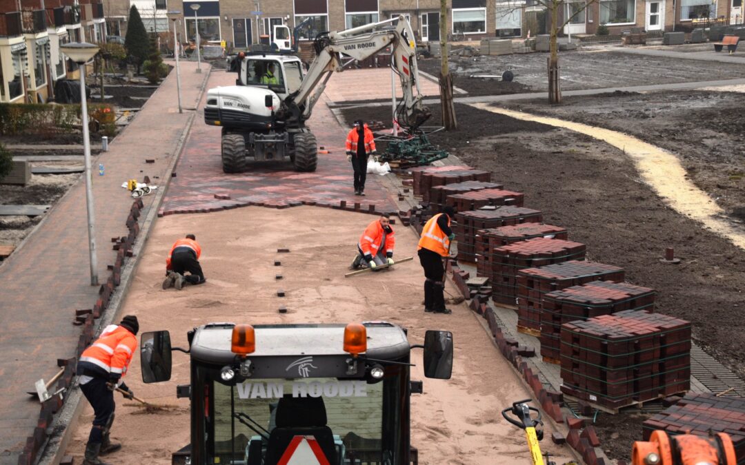 Van Roode Infra ontvangt eerste certificaat KBR Straatwerk